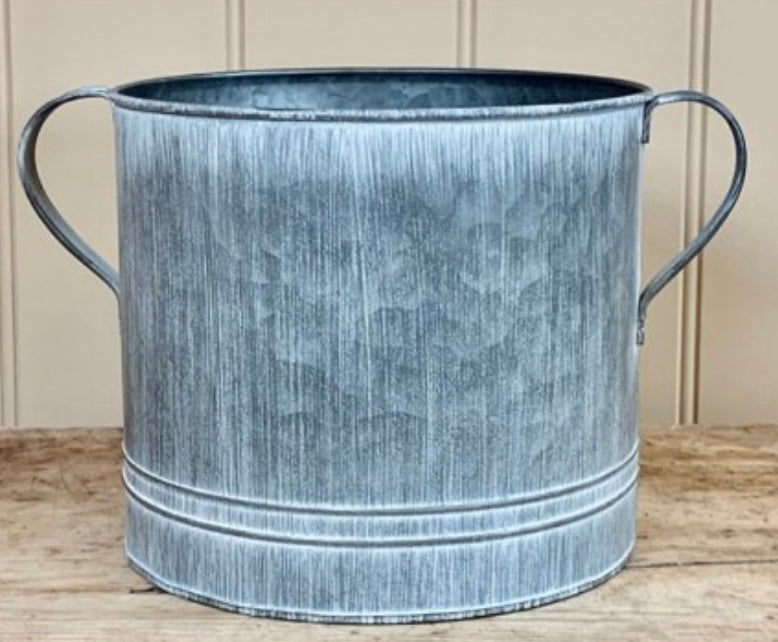 DISTRESSED METAL POT WITH EARS, 18CM